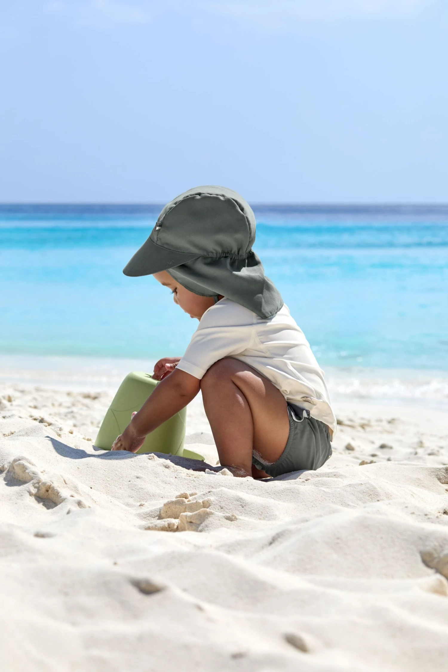 LÄSSIG Lässig UV Sonnenhut Mit Nackenschutz Schnelltrocknend Oliv 5 LÄSSIG Lässig UV Sonnenhut Mit Nackenschutz Schnelltrocknend Oliv – Bild 3