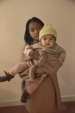 Hvid Merino Newborn Beanie Fonzie Verschiedene Farben 24 Hvid Merino Newborn Beanie Fonzie Verschiedene Farben -Babybekleidungs geschäft 2dfc9785a33da00055dd4b8f46e15e53