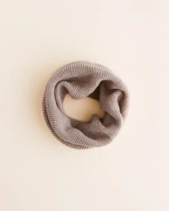 Hvid Merino Schlauchschal Kids Mitwachsend Verschiedene Farben 25 Hvid Merino Schlauchschal Kids Mitwachsend Verschiedene Farben -Babybekleidungs geschäft 4952d218645e51569faf81b0dc84d3b7