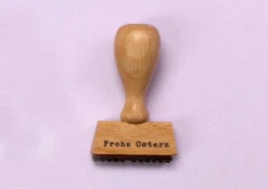 Perlenfischer Holz Stempel Frohe Ostern