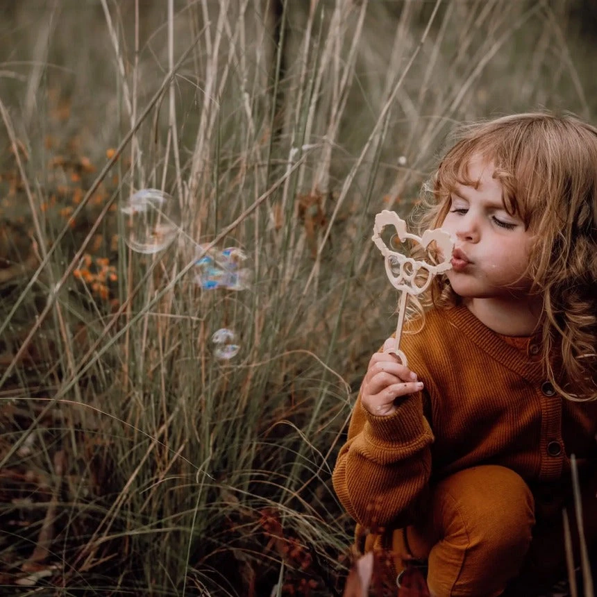 Kinfolk Pantry Eco Seifenblasen Stab "Koala" 5 Kinfolk Pantry Eco Seifenblasen Stab "Koala" – Bild 3