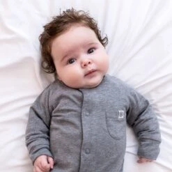 Cloby Bio Bambus Strampler Mit UV Schutz +50 Verschied.Farben 23 Cloby Bio Bambus Strampler Mit UV Schutz +50 Verschied.Farben -Babybekleidungs geschäft 52ef40 da860804e91c47fa94a18fbc66ca1d29 mv2