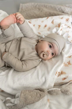 Bio Bambus Shirt Mit Tasche In Sand 17 Bio Bambus Shirt Mit Tasche In Sand -Babybekleidungs geschäft 52ef40 de5846bece2e4abf9444f7e3675717a0 mv2