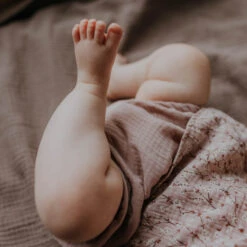 Wooly Organic Bio Musselin Bloomers Versch. Farben -Babybekleidungs geschäft 52ef40 e77455945ee14cdd9f50003695873682 mv2 10c6e80e d2c1 4b40 aa9b fc213c52689a