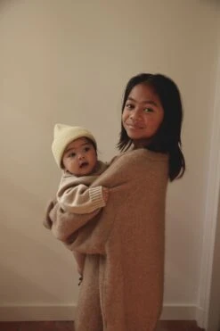 Hvid Merino Newborn Beanie Fonzie Verschiedene Farben 36 Hvid Merino Newborn Beanie Fonzie Verschiedene Farben -Babybekleidungs geschäft 890e1e5342fcfe9aad8debb78054765d