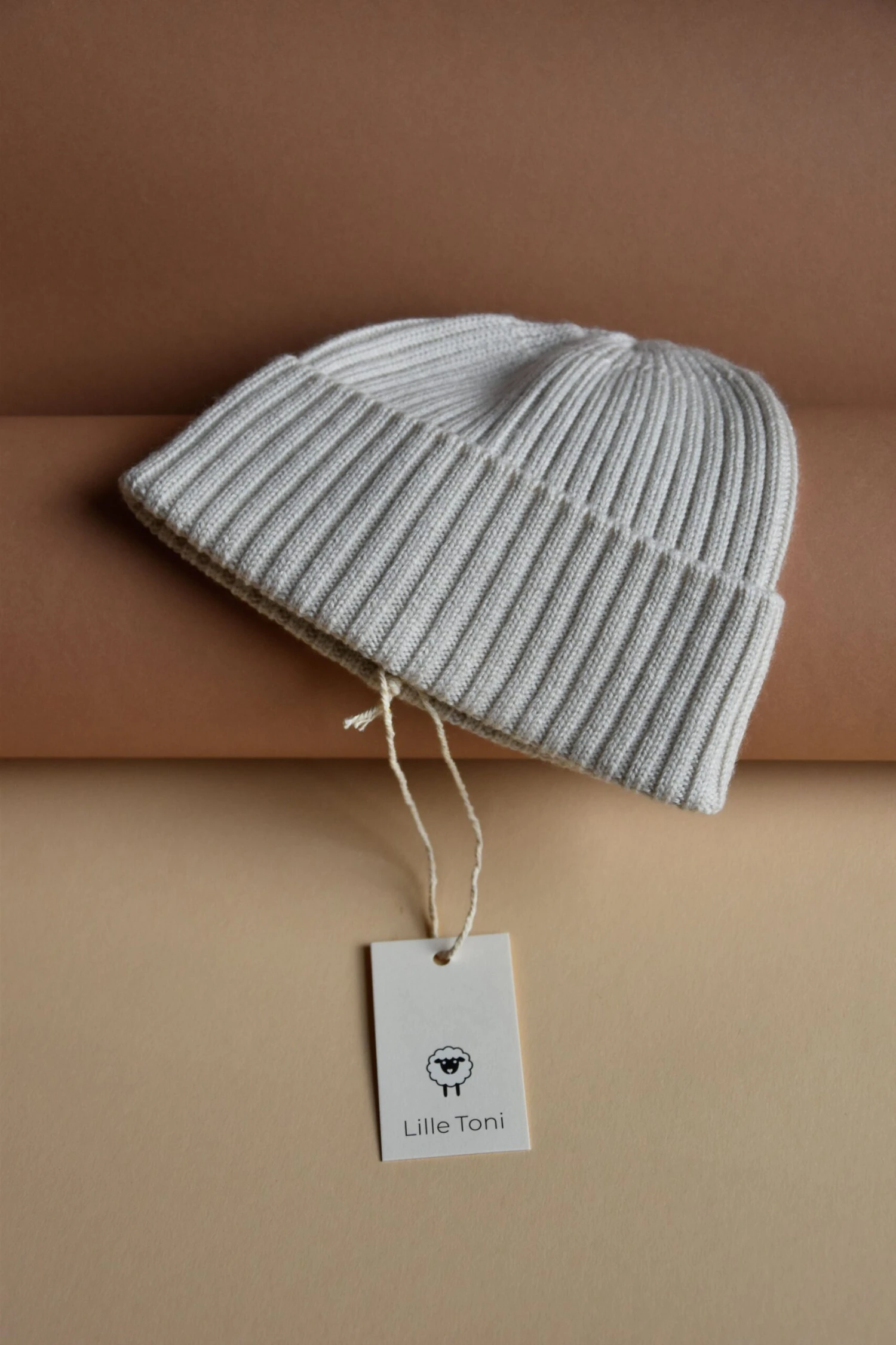 Lille Toni Merino Mütze "Emma" Mid Grey Melange 3 Lille Toni Merino Mütze "Emma" Mid Grey Melange – Bild 2