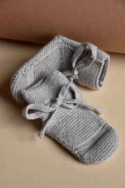 Lille Toni Merino Mitwachsender Babystrampler In Creme -Babybekleidungs geschäft 9515f06cc4f669d08970de2b074222ca fe0ef910 5aa9 46f9 9d17 7cb02c4cacc5