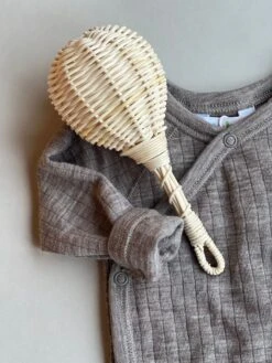 Joha Merino Woll Wickelbody Sesam Melange 16 Joha Merino Woll Wickelbody Sesam Melange -Babybekleidungs geschäft IMG 5032