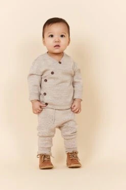 Copenhagen Colors Merino Kimono Versch. Farben 19 Copenhagen Colors Merino Kimono Versch. Farben -Babybekleidungs geschäft MERINOCROSSOVERCARDIGANWHOLEPATTERNPALECREAMMELANGE5