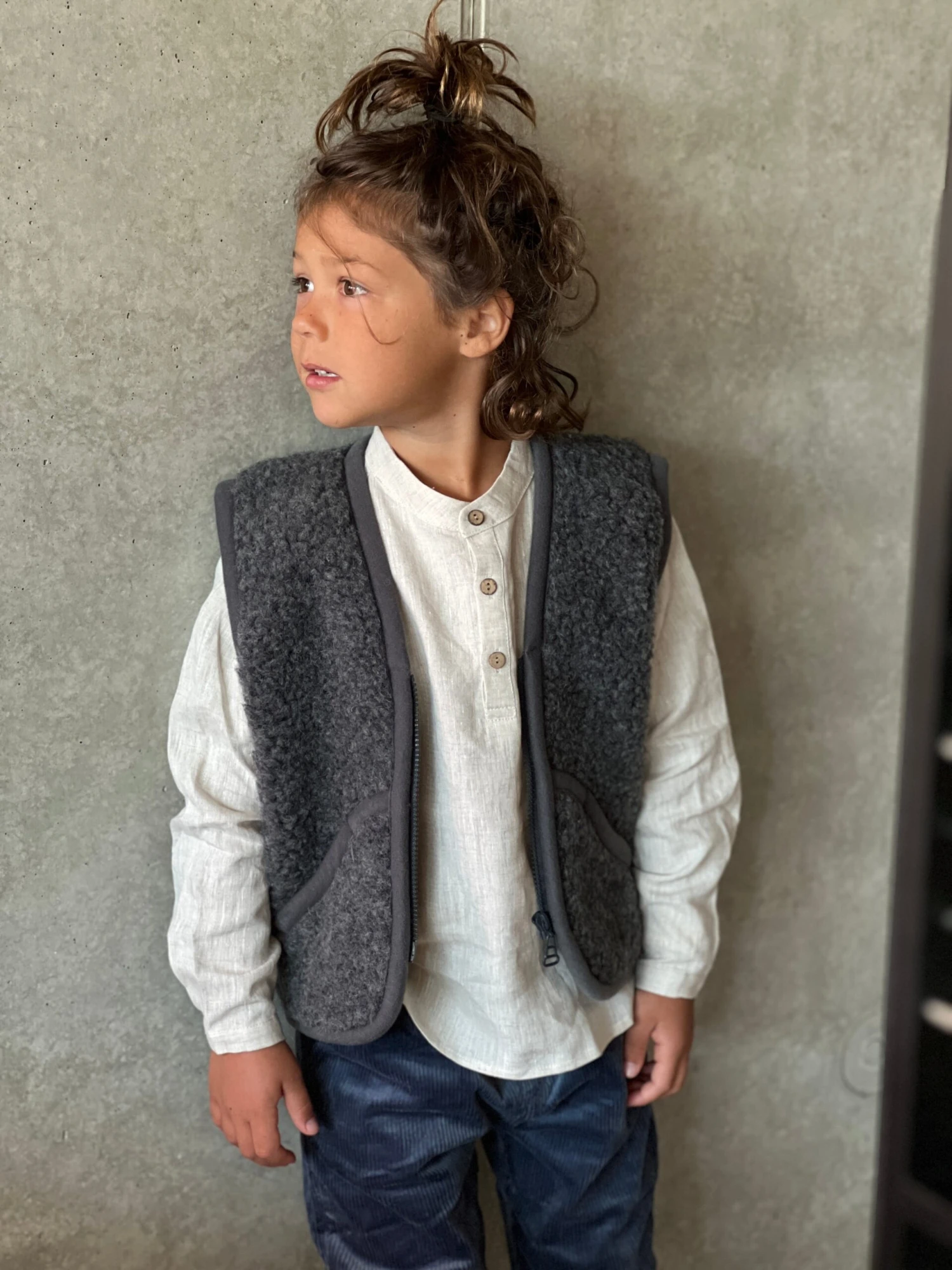 Alwero Kinder Wollweste "CARPATHIAN" In Dunkelgrau 3 Alwero Kinder Wollweste "CARPATHIAN" In Dunkelgrau