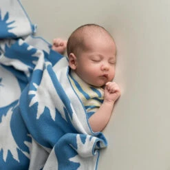 Micu Micu Newborn Babystrickdecke Zickzack Sterne Blu -Babybekleidungs geschäft ec218fb466d30ba40138616e6274c35175b8e52a065822ec8a52f873a0ec8569