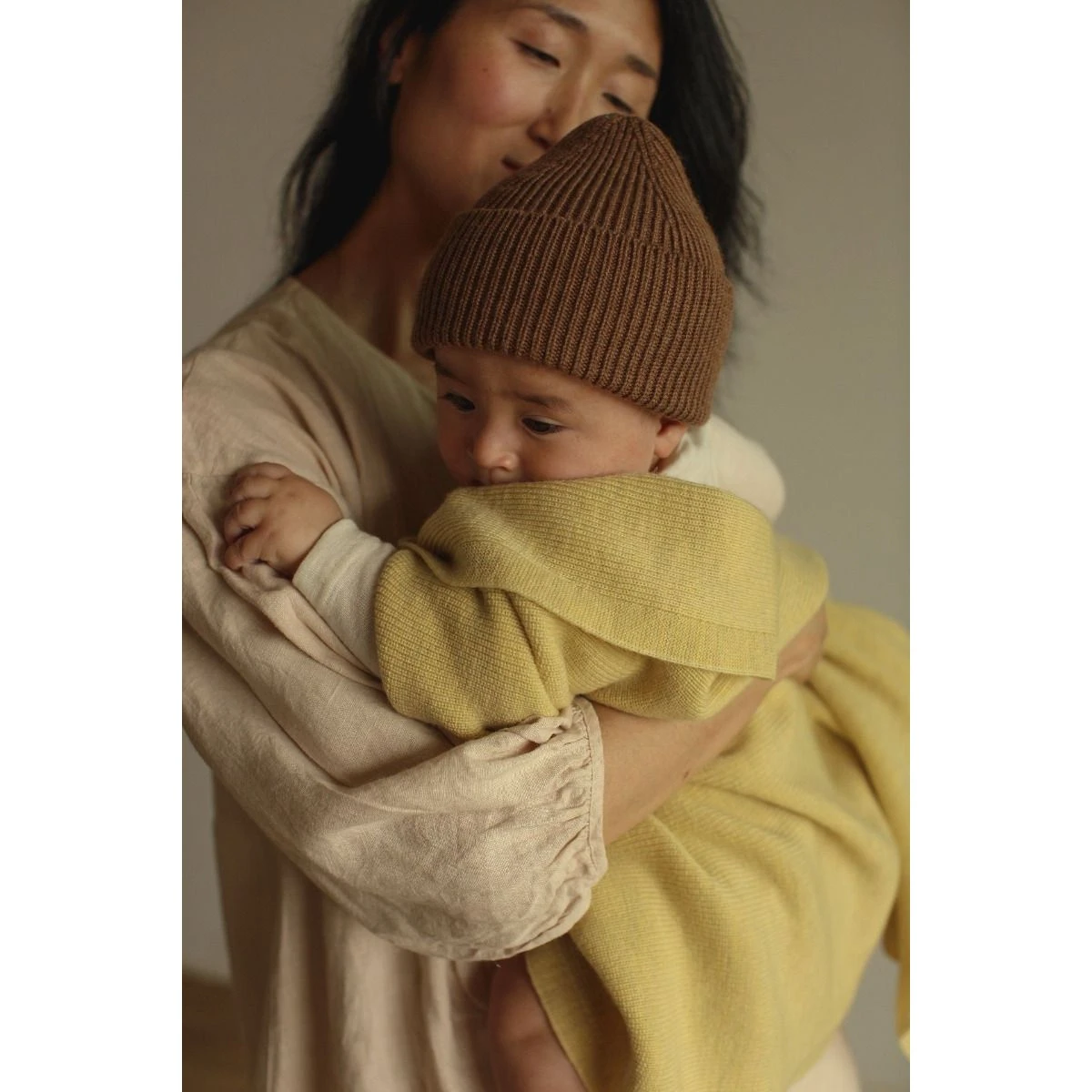 Hvid Merino Babydecke "Felix" Light Yellow 4 Hvid Merino Babydecke "Felix" Light Yellow – Bild 2