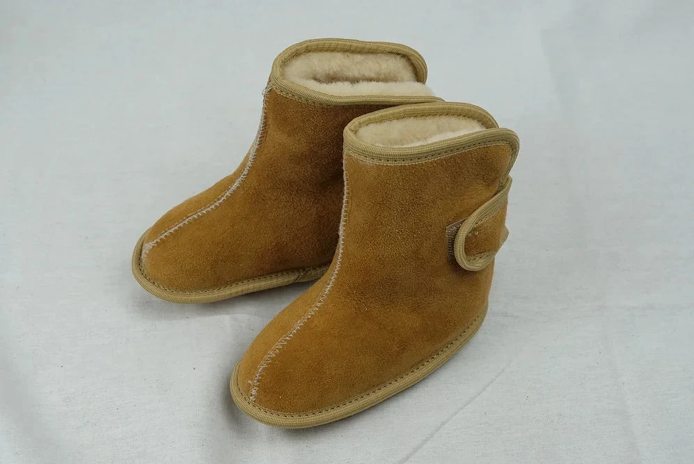 Baby Bio Fellschuhe Mit Klettverschluß In Versch. Farben 9 Baby Bio Fellschuhe Mit Klettverschluß In Versch. Farben – Bild 7