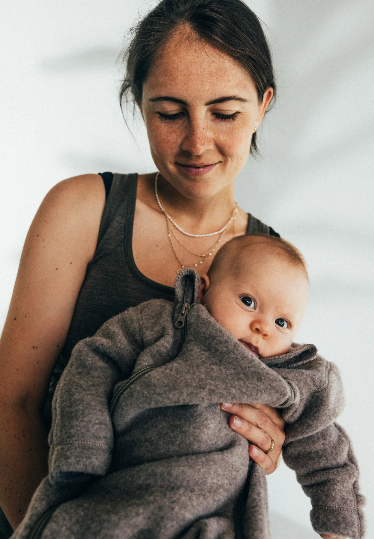 Joha Frauen Wolle Seide Tanktop In Chocolate Melange 4 Joha Frauen Wolle Seide Tanktop In Chocolate Melange – Bild 2