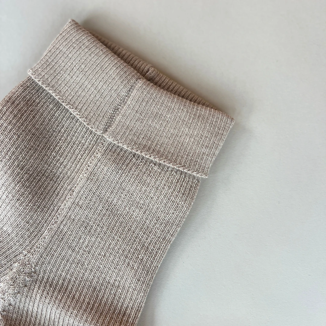 Maglificio Di Verona Strickleggings Aus Merinowolle Mitwachsend In Verschiedenen Farben 7 Maglificio Di Verona Strickleggings Aus Merinowolle Mitwachsend In Verschiedenen Farben – Bild 5